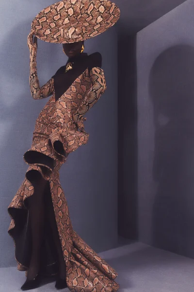 Look 28